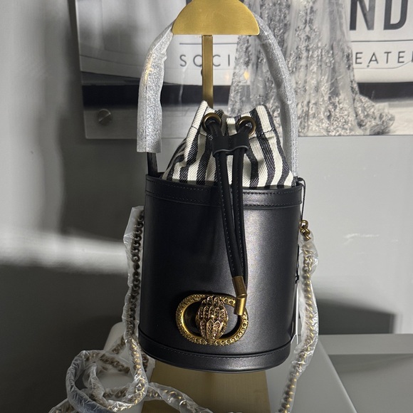 Kurt Geiger Chelsea Black Bucket Bag with Gold Accents - Picture 1 of 9